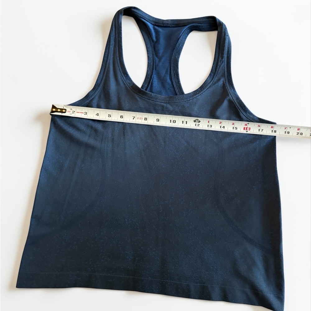 Lululemon EUC Swiftly Tech Racerback Tank Top 2.0 Waist Length Size 10 Blue - Picture 15 of 15